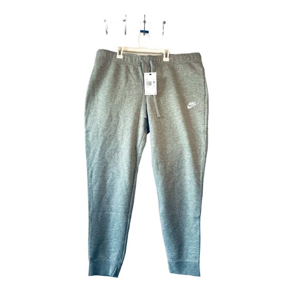 Nike Women's Fleece Slim-Fit Mid-Rise Joggers (XXL)